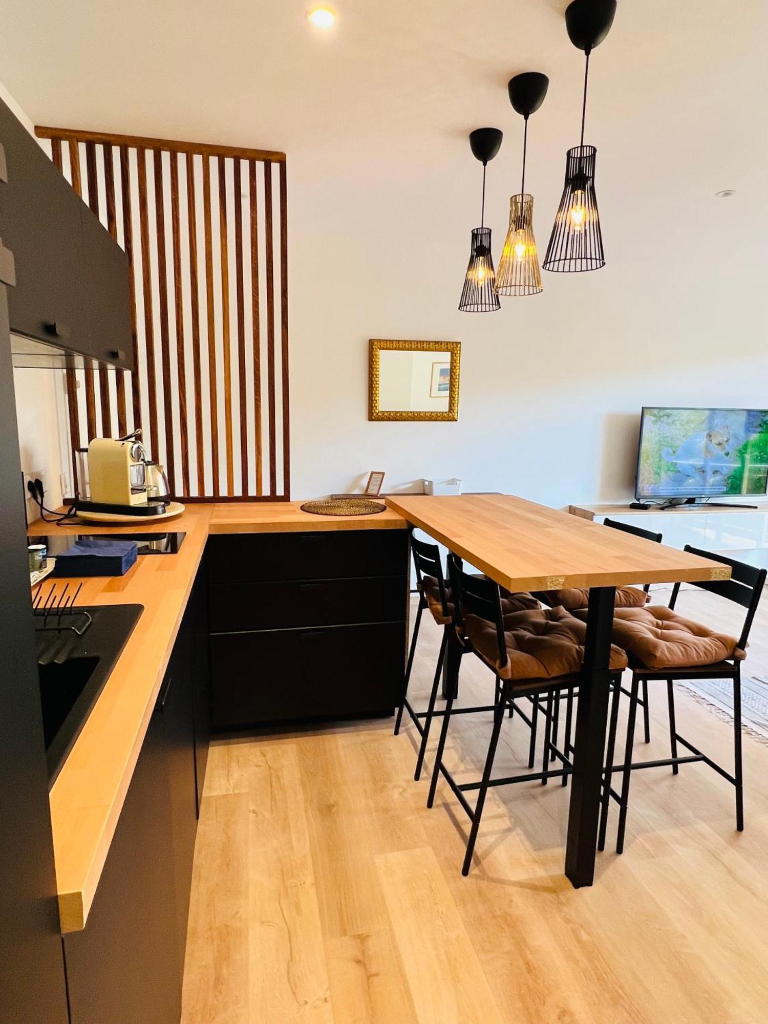 Superbe Appartement Terrasse Et Parking Prive 圣特罗佩 外观 照片