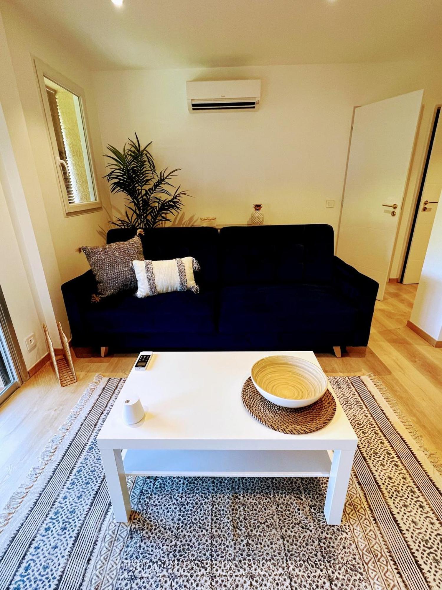 Superbe Appartement Terrasse Et Parking Prive 圣特罗佩 外观 照片