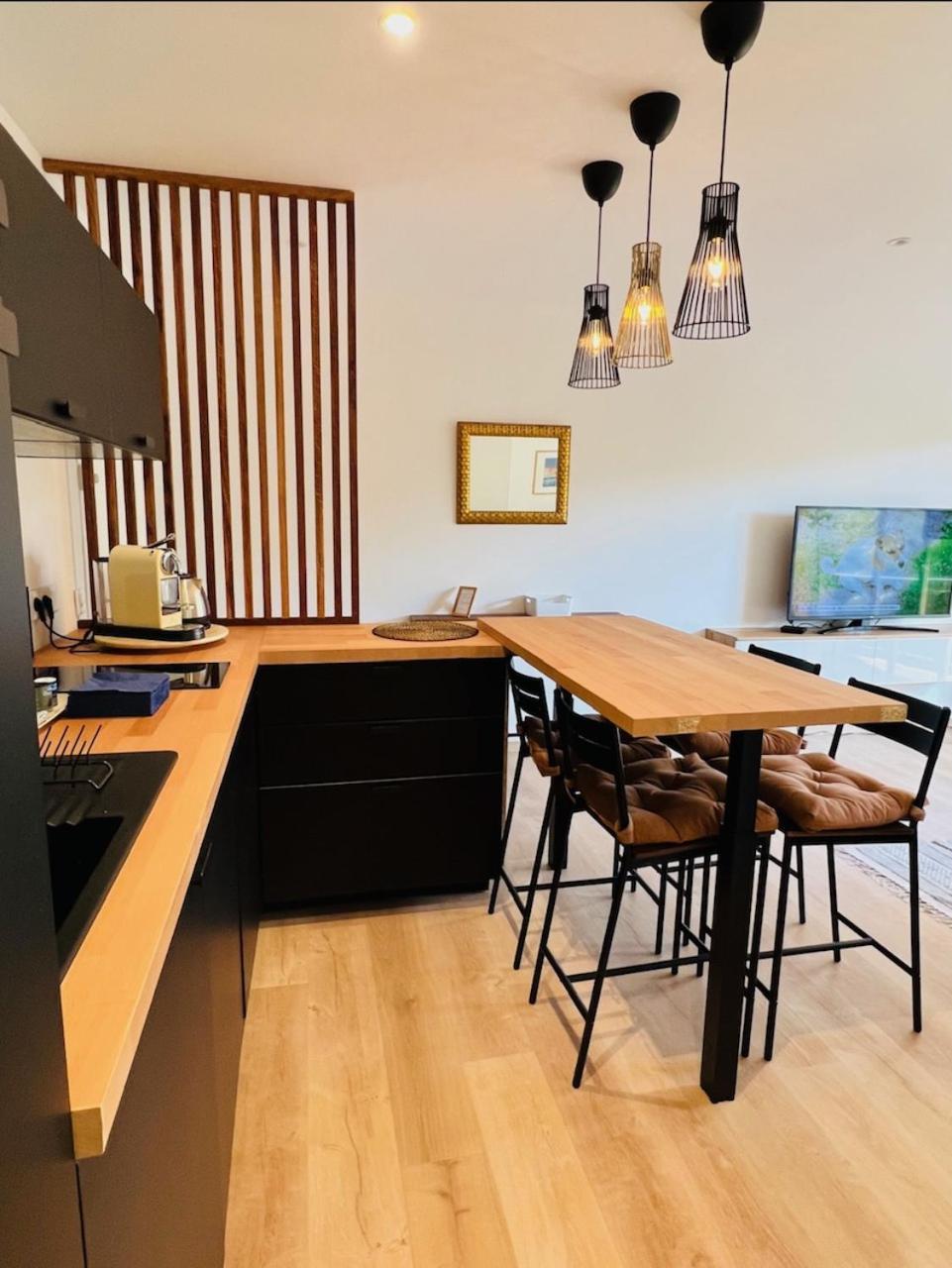 Superbe Appartement Terrasse Et Parking Prive 圣特罗佩 外观 照片
