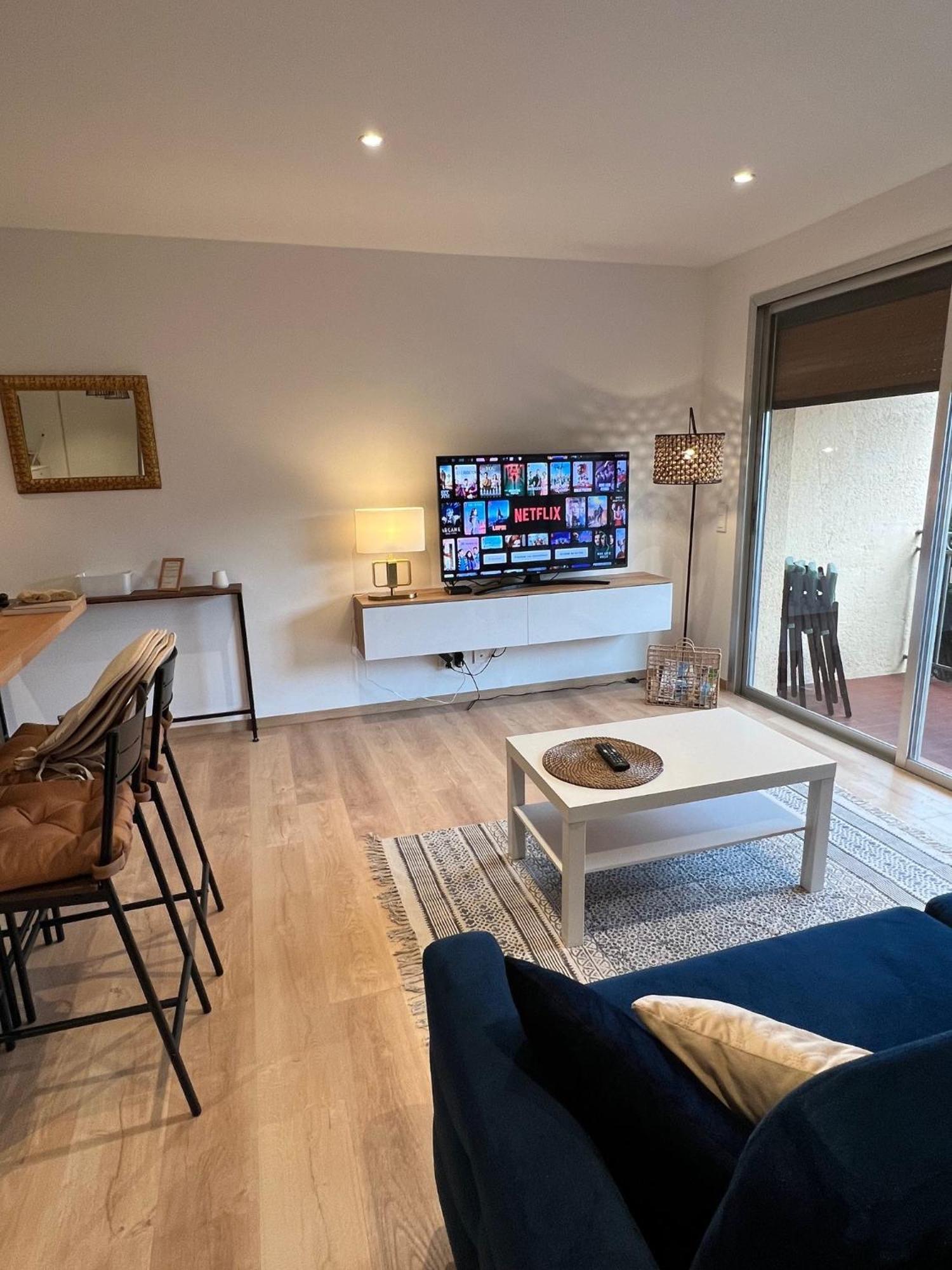 Superbe Appartement Terrasse Et Parking Prive 圣特罗佩 外观 照片